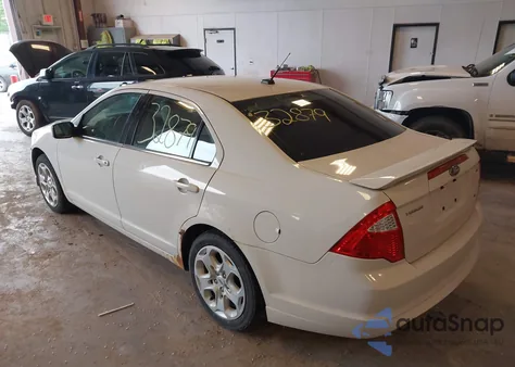 2010 Ford Fusion Se из США, поврежденный, VIN 3FAHP0HA3AR262257